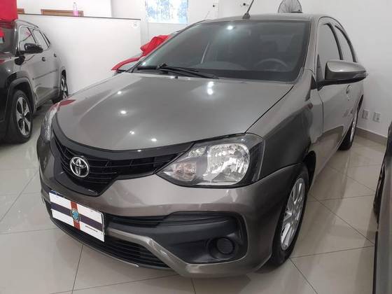 TOYOTA ETIOS 1.5 X PLUS SEDAN 16V FLEX 4P AUTOMÁTICO TOYOTA ETIOS 1.5 X PLUS SEDAN 16V FLEX 4P AUTOMÁTICO